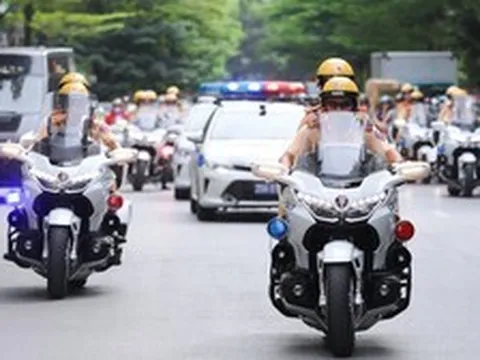 Công an Hà Nội thông báo tất cả người tham gia giao thông từ 7h30 sáng nay