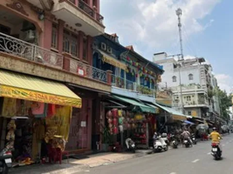 VÙNG ĐẤT MẾN THƯƠNG (*): Không lẫn với bất cứ nơi đâu