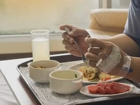 Bộ Y tế khuyến cáo người bệnh ung thư không theo chế độ ăn keto
