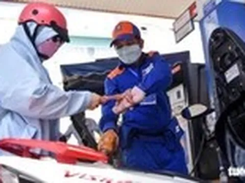 Đề xuất tiếp tục giữ mức thuế nhập khẩu xăng dầu 0% đến hết tháng 9