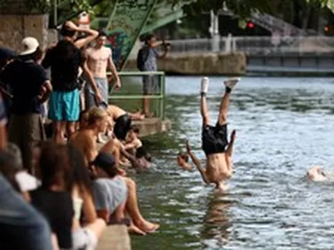 40 người chết đuối ở Pháp giữa đợt nắng nóng kỷ lục 79 năm