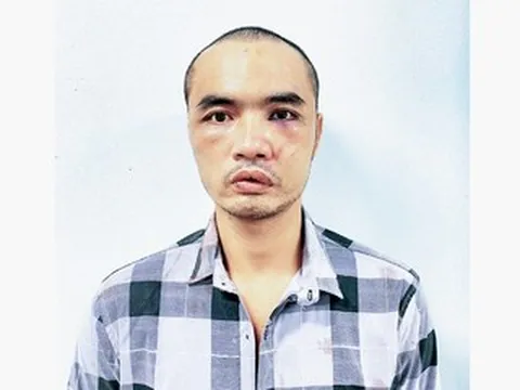 Lý lịch của đối tượng cầm dao chém nhiều ô tô ở Hà Nội