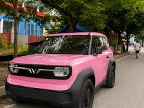 Con gái 19 tuổi bất ngờ lái ô tô về nhà, nó bảo mua trả góp nhưng tôi choáng váng vì nguồn gốc chiếc xe