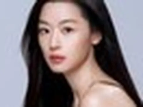 “Jeon Ji Hyun không phải con người”
