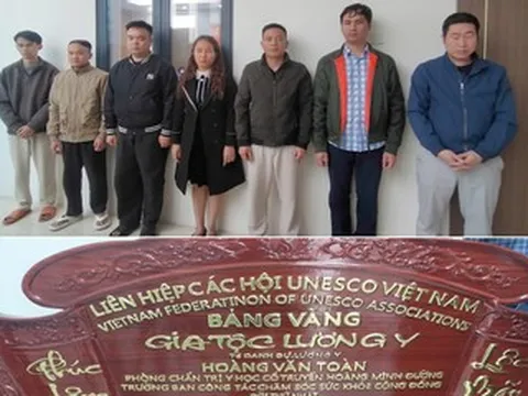 Cú lừa trăm tỷ phía sau mác thuốc đông y băm chặt từ rác dược liệu