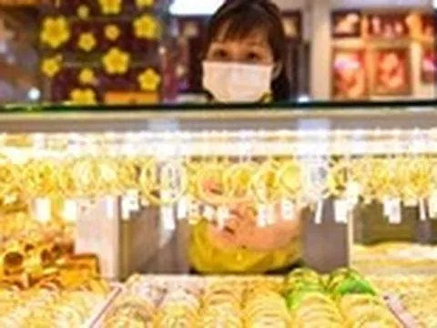 Giá vàng hồi phục sau khi giảm sâu