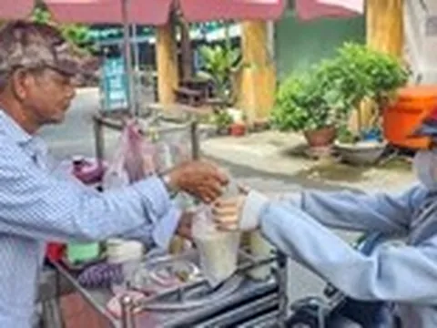 Tiếng rao thân thương giữa phố