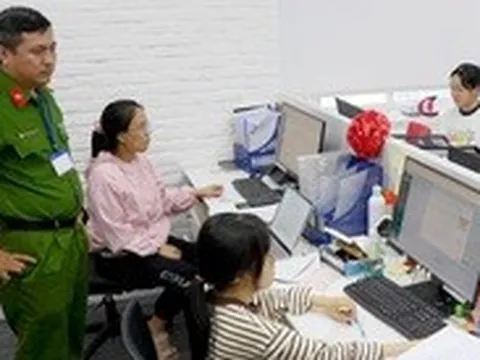 Vụ bẫy kỳ nghỉ: Có đòi lại được tiền bị lừa không?
