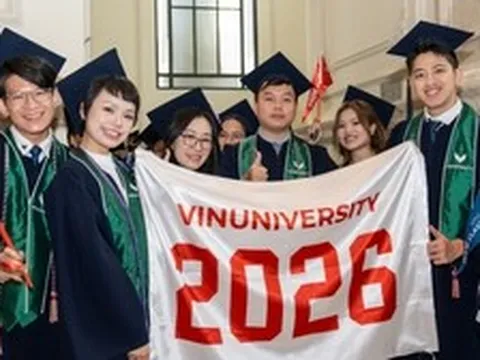 Lễ tốt nghiệp VinUni 2026: 47 bác sĩ khóa đầu tiên nhận bằng, hơn 55% sinh viên nhận thư mời làm việc trước khi ra trường