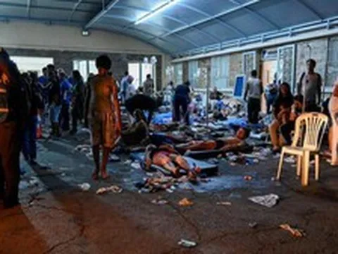 Venezuela sau thảm họa động đất khiến ít nhất 1.430 người chết: Nhà xác chật kín, bệnh viện quá tải