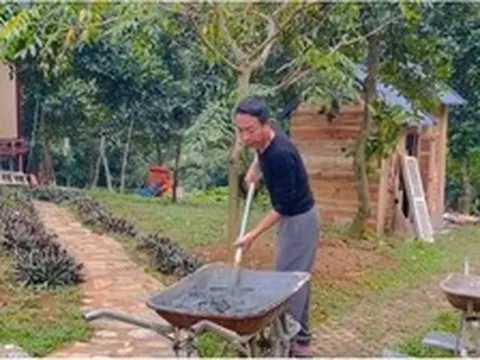 "Ông hoàng nhạc đỏ" chia tay vợ đẹp như hoa hậu, thấy sướng khi sống 1 mình trên đồi ở Thạch Thất