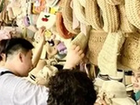 Đà Nẵng sẽ dành 75 tỉ đồng mỗi năm khuyến khích làm sản phẩm lưu niệm cho du lịch