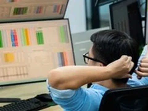 Chứng khoán tuần mới: Chờ cú hích mới, VN-Index có vượt 1.900 điểm?