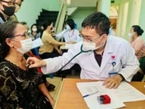 Bộ Y tế: Mỗi năm luân chuyển ít nhất 1.000 bác sĩ về trạm y tế