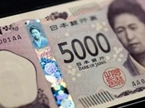 Tỉ giá yen Nhật rơi xuống mức thấp nhất kể từ năm 1986