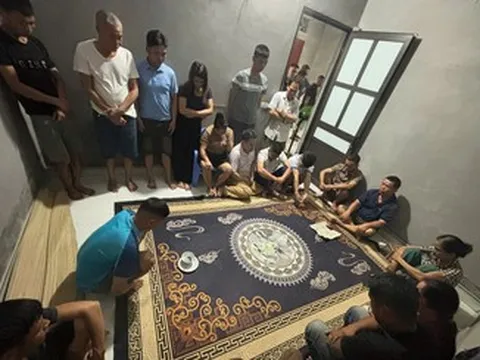 Triệt phá sới bạc 'boongke' ở Bắc Ninh, tạm giữ 21 người