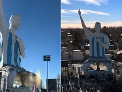 Bức tượng khổng lồ cao 26m của Messi bị chê khắp nơi, còn so với tượng Ronaldo