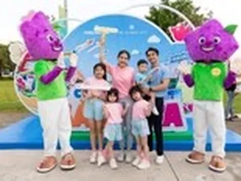 Hàng nghìn gia đình cùng ‘Chung Nhịp Sắc Hoa’ tại The Global City