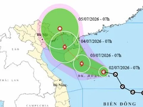 Áp thấp nhiệt đới sắp mạnh lên thành bão số 1, hướng vào Bắc vịnh Bắc Bộ