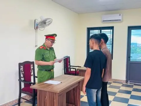 Cho bạn mượn xe máy gây tai nạn chết người, hai nam sinh bị khởi tố
