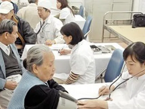 Từ năm 2026, người cao tuổi được khám sức khỏe định kỳ miễn phí ít nhất mỗi năm 1 lần