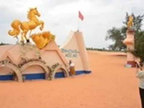 Khách đến Mũi Né đỡ lo bị cân gian, ăn hải sản kém chất lượng