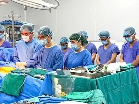 Nam sinh y khoa 19 tuổi hiến tạng, hồi sinh sự sống cho 3 người