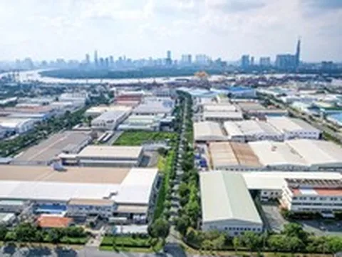 Hàng chất lượng cao vào khu công nghiệp