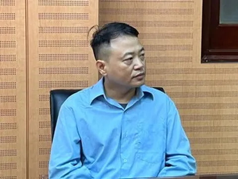 Shark Bình chỉ đạo nhân viên bắt tay với phía Phó Đức Nam đối phó cơ quan công an