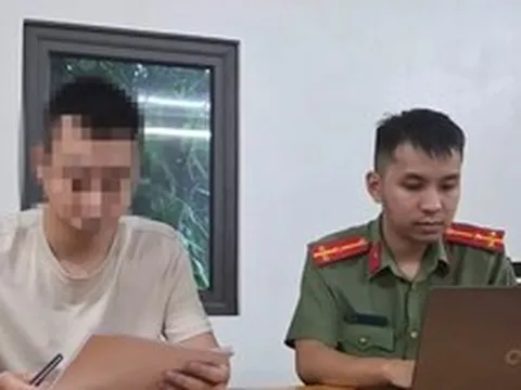 Đăng video điểm thi cao bất thường 'nhầm' địa chỉ, TikToker bị công an mời làm việc
