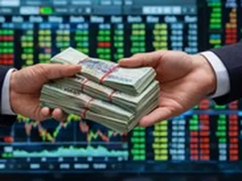Cổ phiếu trả cổ tức cao: Có phải 'món hời' hơn gửi tiết kiệm?