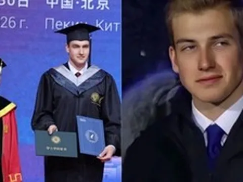 "Đệ nhất công tử" đẹp trai nhất thế giới gây sốt tại lễ tốt nghiệp Đại học Bắc Kinh, visual cực phẩm vượt tài tử Hollywood giờ ra sao?