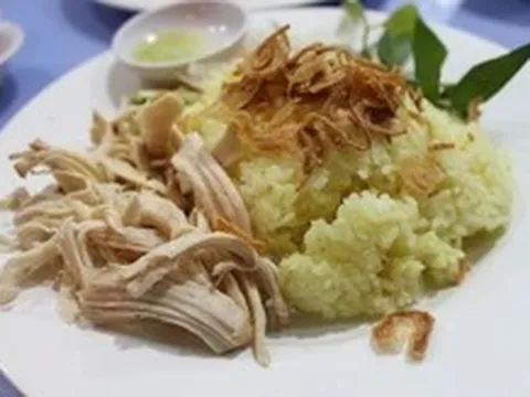 Bộ Y tế chỉ đạo vụ gần 50 người nghi ngộ độc sau khi ăn cơm gà ở Cam Ranh