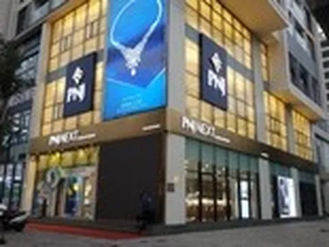 Cổ phiếu PNJ giảm sàn, nhà đầu tư nên lưu ý điều gì?
