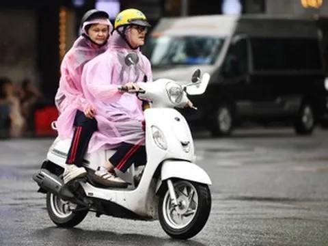 Dự báo thời tiết 7/7/2026: Miền Bắc vẫn mưa rải rác, Hà Nội tăng tiếp lên 35 độ