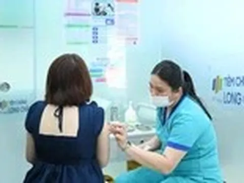 Những hiểu lầm quá tuổi khiến nhiều người bỏ lỡ cơ hội tiêm HPV