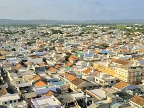Bật mí cách làm giàu tại ngôi làng có 17 chi nhánh ngân hàng, dân gửi tiết kiệm gần 14.000 tỷ đồng