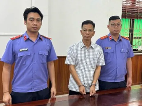 Bắt tạm giam nguyên Thẩm phán Tòa án nhân dân TP Hà Nội