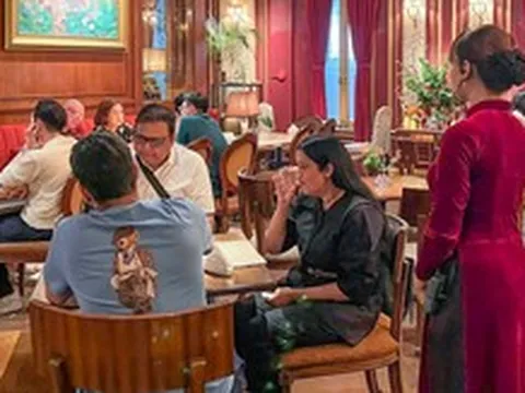 Đã đóng tiền bản quyền cho VCPMC, lại có IPCC hỏi thu