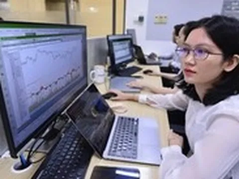 Số tài khoản chứng khoán vượt 13,4 triệu sau nửa năm