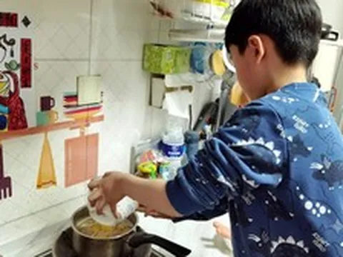 Học sinh giỏi và học sinh yếu khác nhau ở một vùng não: Nghỉ hè làm 10 việc này còn quan trọng hơn học thêm