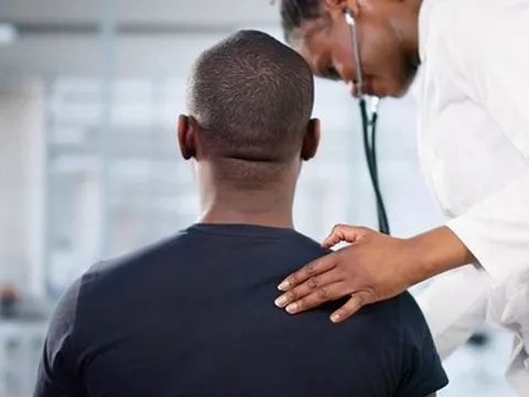 50 năm, testosterone nam giới giảm hơn một nửa: Điều gì đang xảy ra?