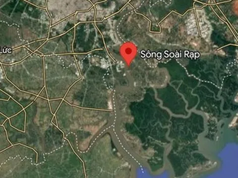 Lật ca nô, một Trung tá CSGT mất tích