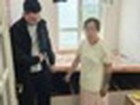 Chủ nhà dặn tuyệt đối đừng vào một căn phòng, nữ lao công lén mở cửa rồi cả gia đình phải vội vã bỏ trốn