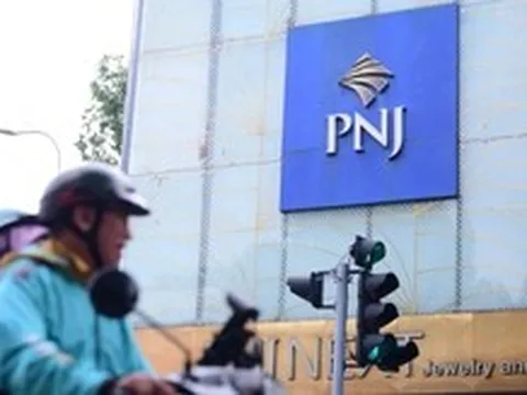 PNJ đảo chiều tăng giá, nhà đầu tư sang tay kỷ lục hơn 1.300 tỉ đồng