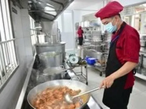 TP.HCM thí điểm 'Tick xanh trách nhiệm' tại bếp ăn trường học