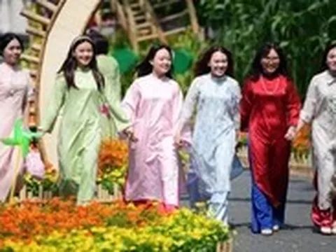 TP.HCM làm gì để gần 3,5 triệu thanh niên yên tâm lập gia đình, sinh con?