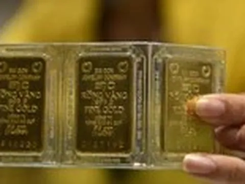 Giá vàng giảm mạnh sau khi thỏa thuận hòa bình giữa Mỹ và Iran 'tan vỡ'