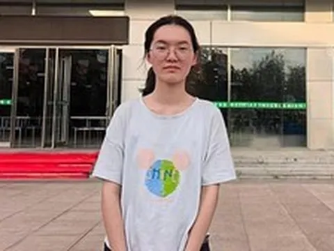 Cô gái có mẹ bị liệt, bố làm nông được cả Thanh Hoa - Bắc Đại "giành giật": "Tôi tin giáo dục có thể thay đổi cuộc sống"
