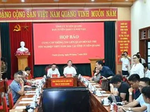 Vụ môn Toán: Bộ GD-ĐT sẽ quyết định phương án xử lý phù hợp
